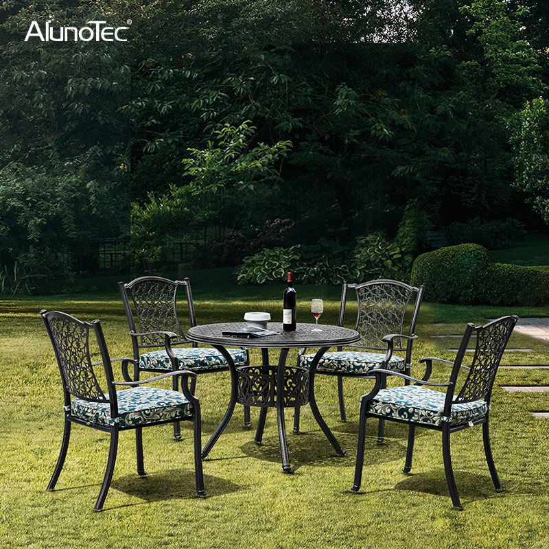 Outdoor Dining Set Round Table And Chair Garden Furniture Dining Set